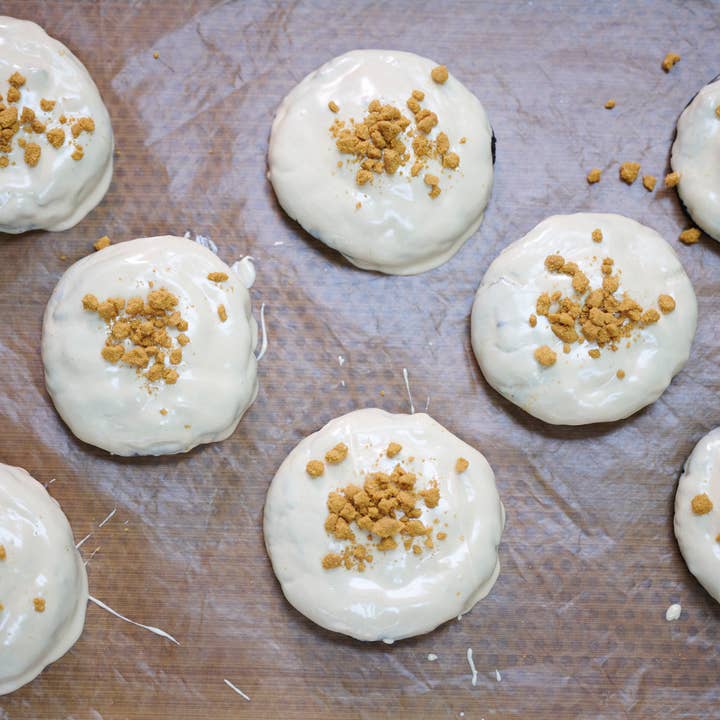 Krumble Sweet - Wholesale Biscuit - Dubai Chocolate Cookie - Biscoff Flavor8