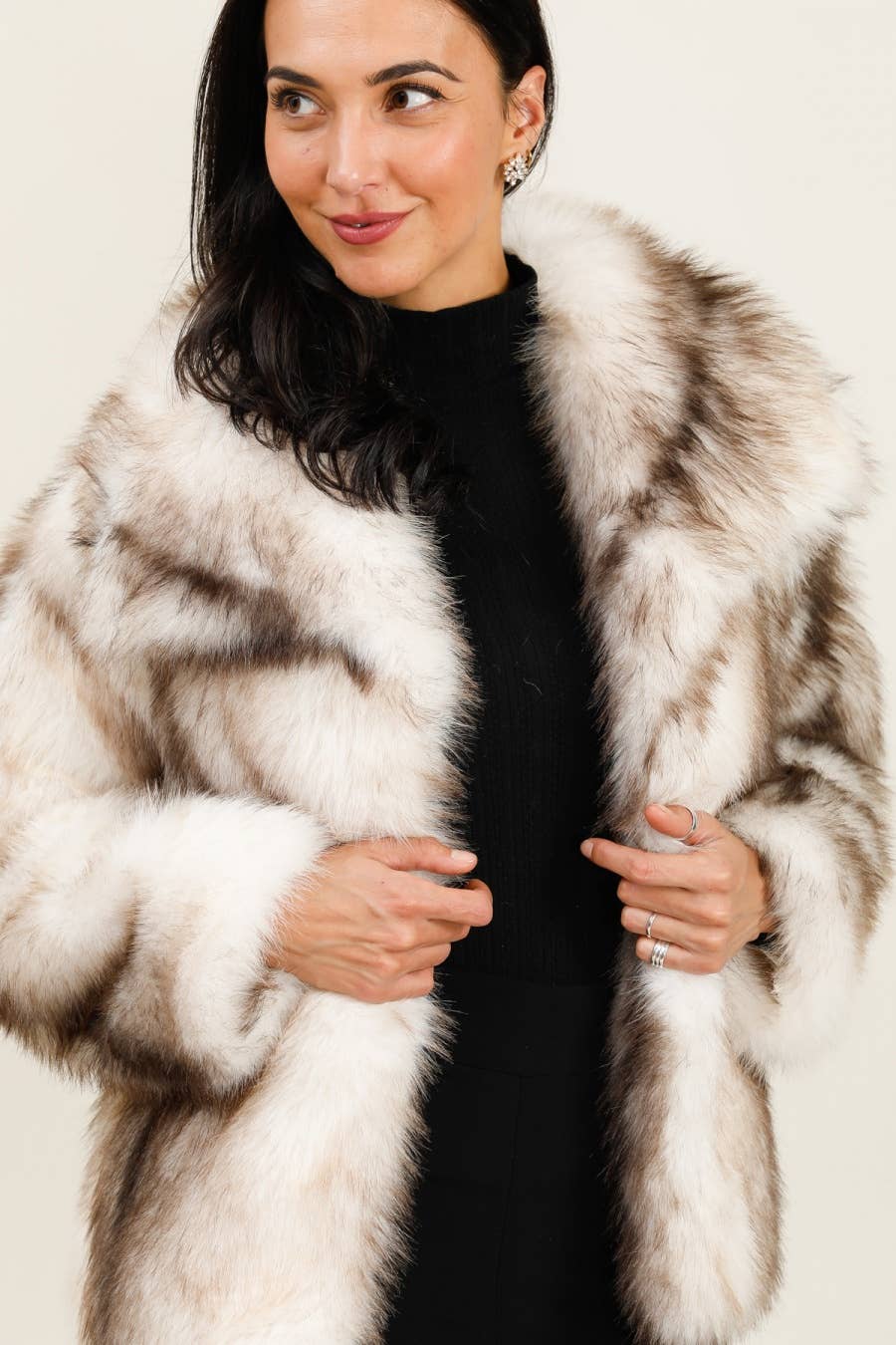DIX-ONZE - Wholesale Fur/Faux Fur Coat - Women's - Faux Fur Effect Coat – Elegance & Warmth10