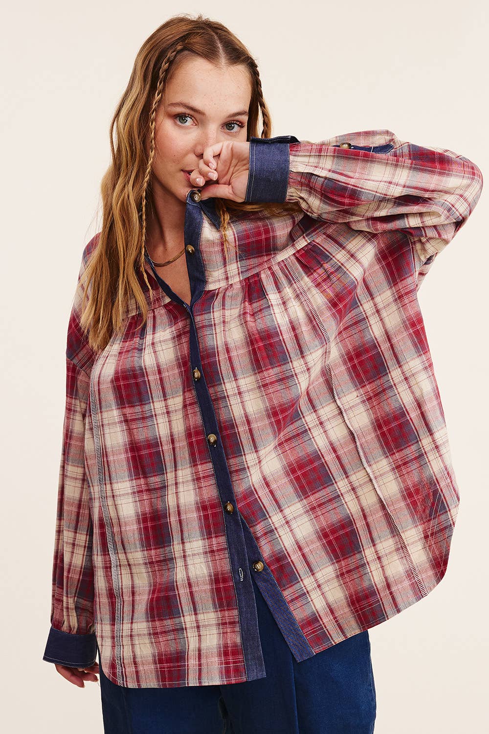 Listicle – Engroshandel Skjorte med buttondown – til kvinder – Blandet ternet oversized skjorte med knapper8