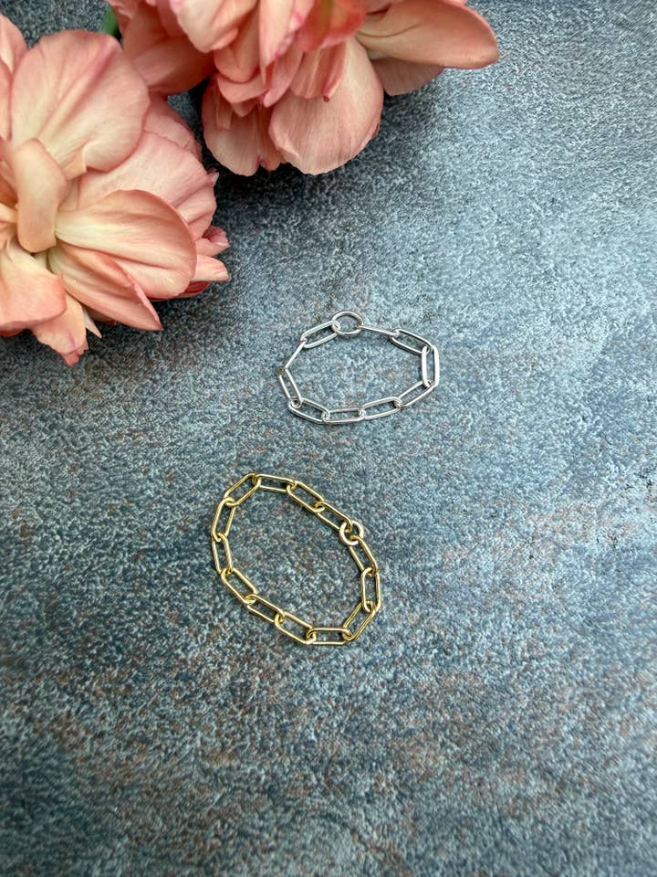 Paperclip Rings for wholesale by Adorn