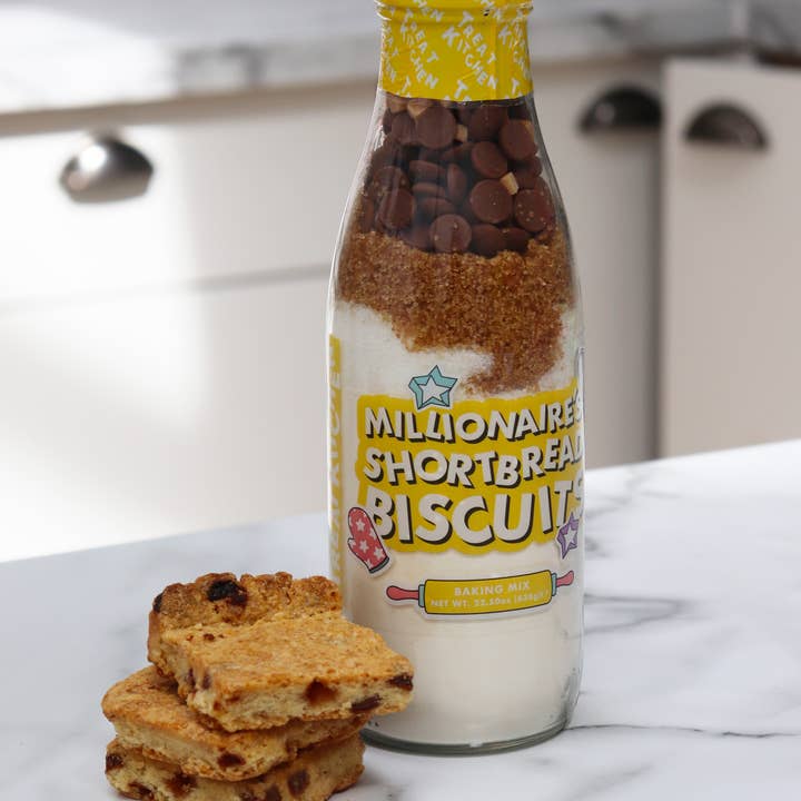Treat Kitchen – wholesale Biscuit mix – Millionaire Shortbread Biscuit Baking Bottle 4