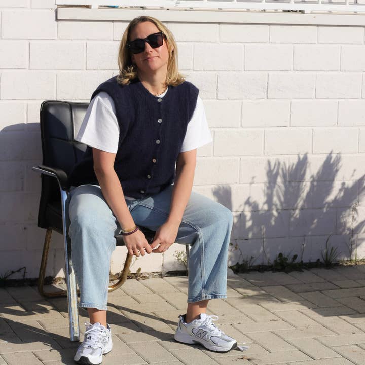 Strickweste "Lena" für den Großhandel von Bazaar Noir GmbH