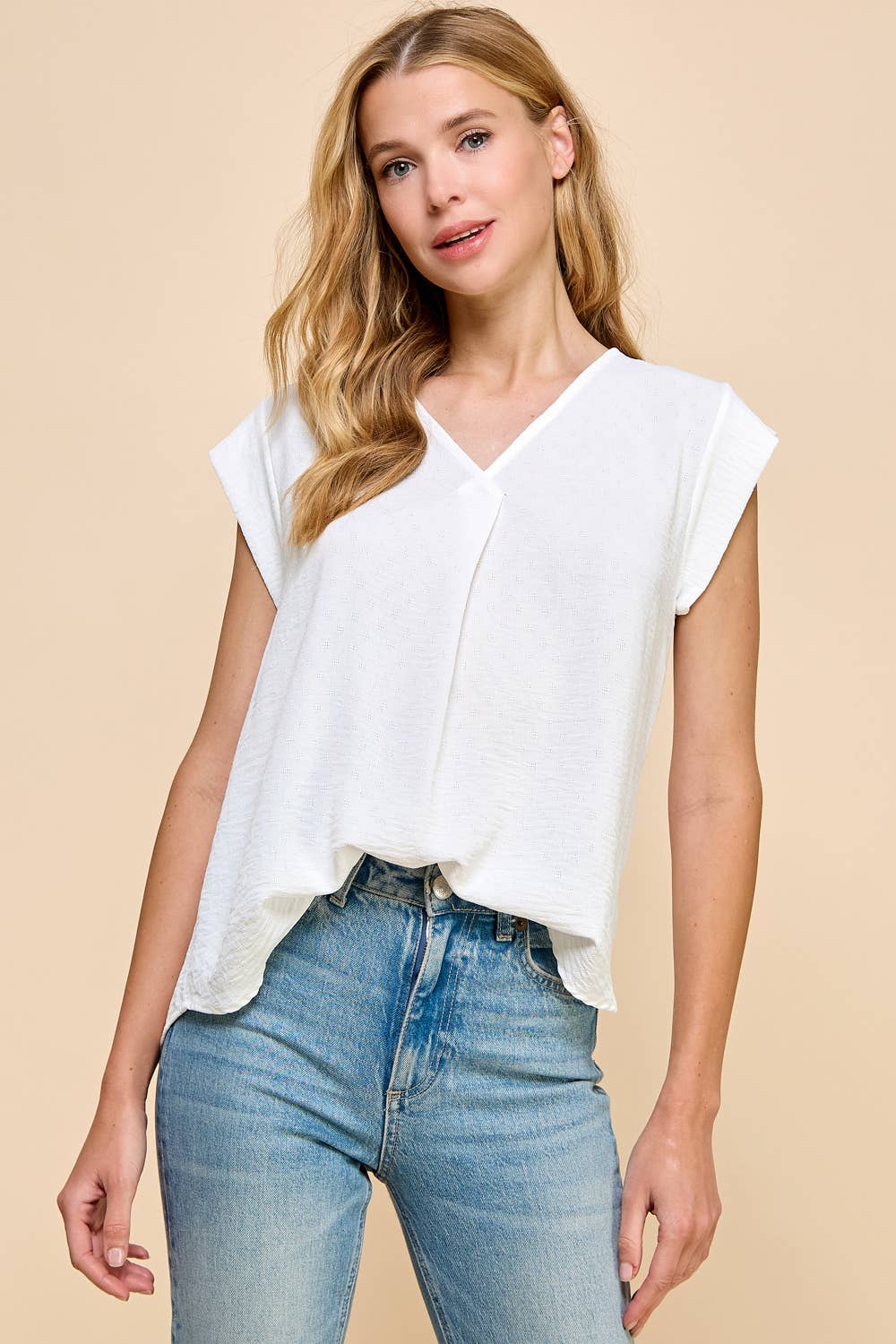 Les Amis - Vendita all'ingrosso Camicetta - Donna - Top con scollo a V testurizzato solido2