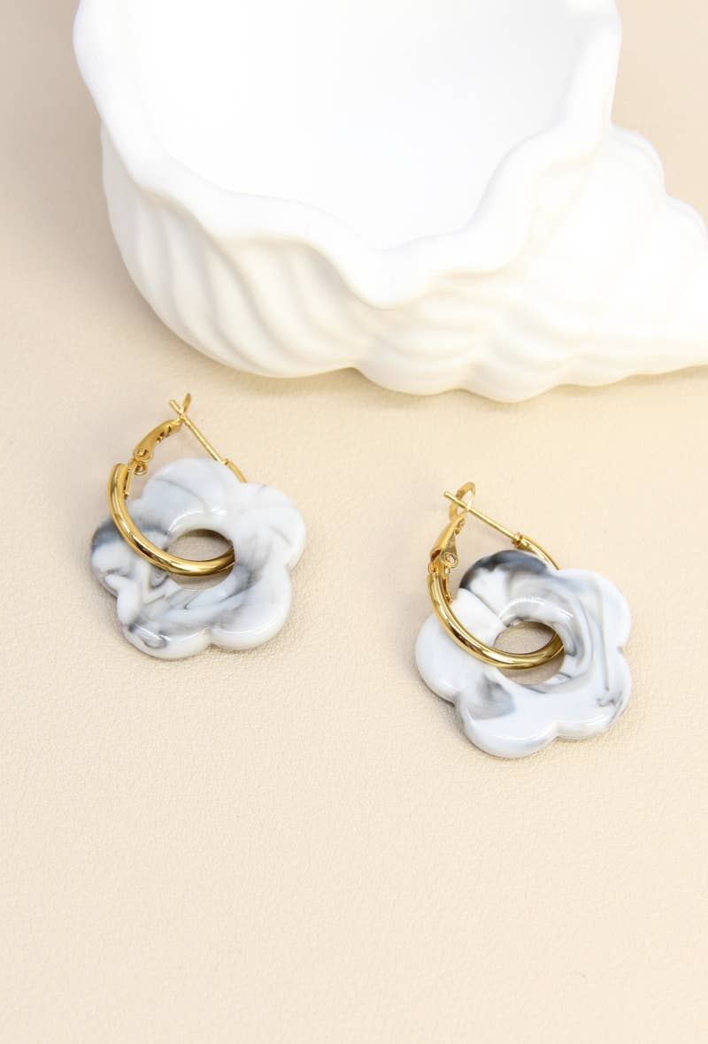 BELLISSIMA BIJOUX – wholesale Dangle earrings – Flower Earrings in Resin and Stainless Steel15