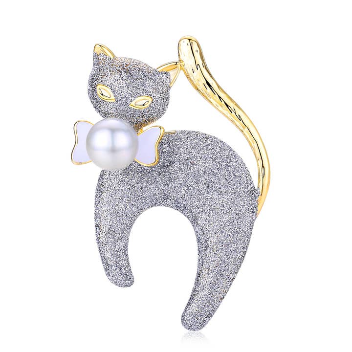 Elegant Kitty Pearl Brooch for wholesale by Timeless Pearl
