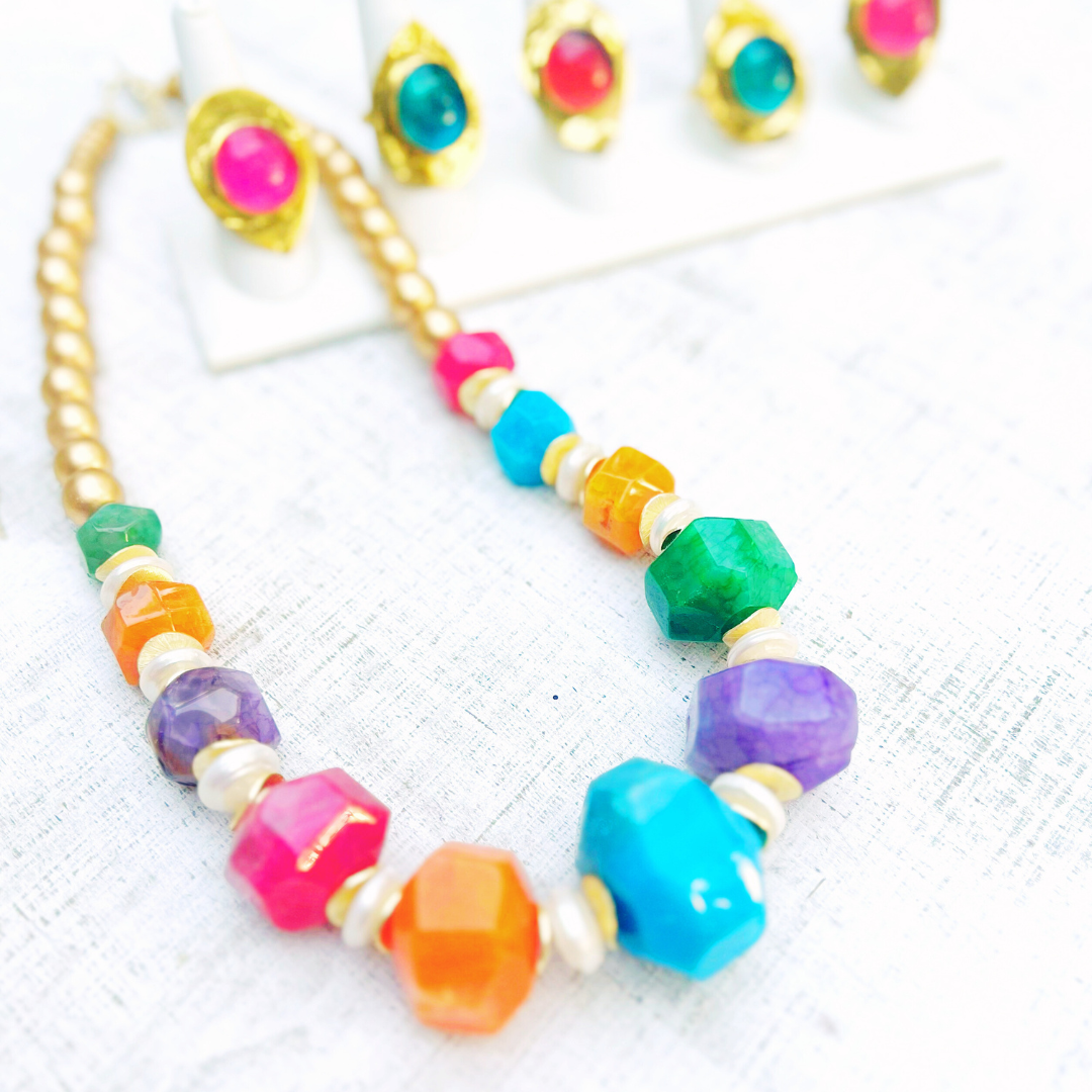 The Painted Pearl - Wholesale Beaded/Pearl Necklace - Veronica Necklace0