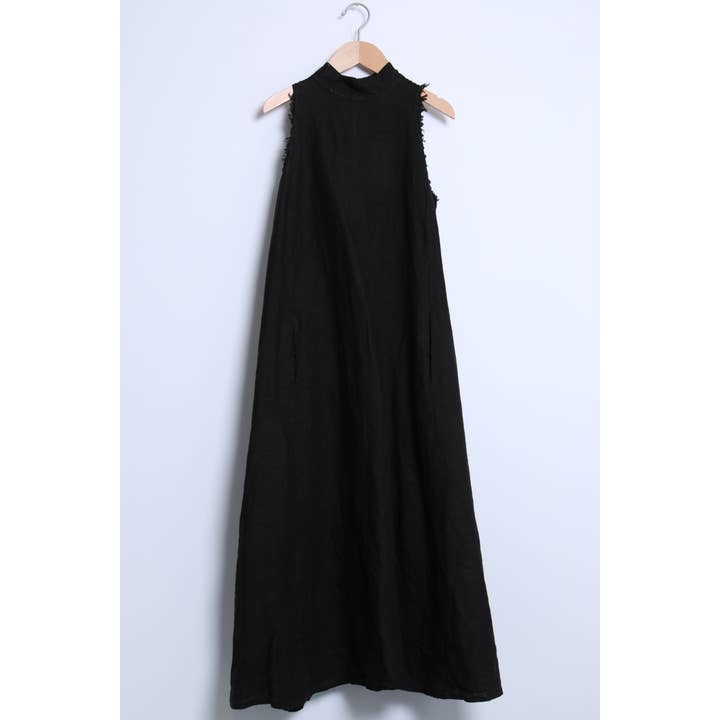 Shyloh - Wholesale Dress - Women's - Long, wide linen dress with a high collar 149775