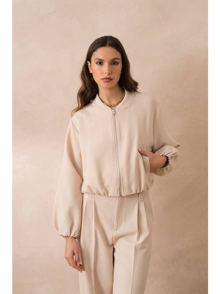 Attentif Paris - Vendita all'ingrosso Bomber - Donna - Bomber corto Aura con collo classico26