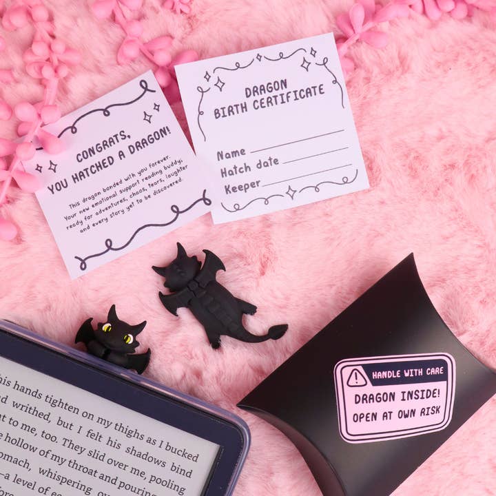 Miessol - Wholesale Book Holder - Dragon Kindle Reading Buddy / Hipper1