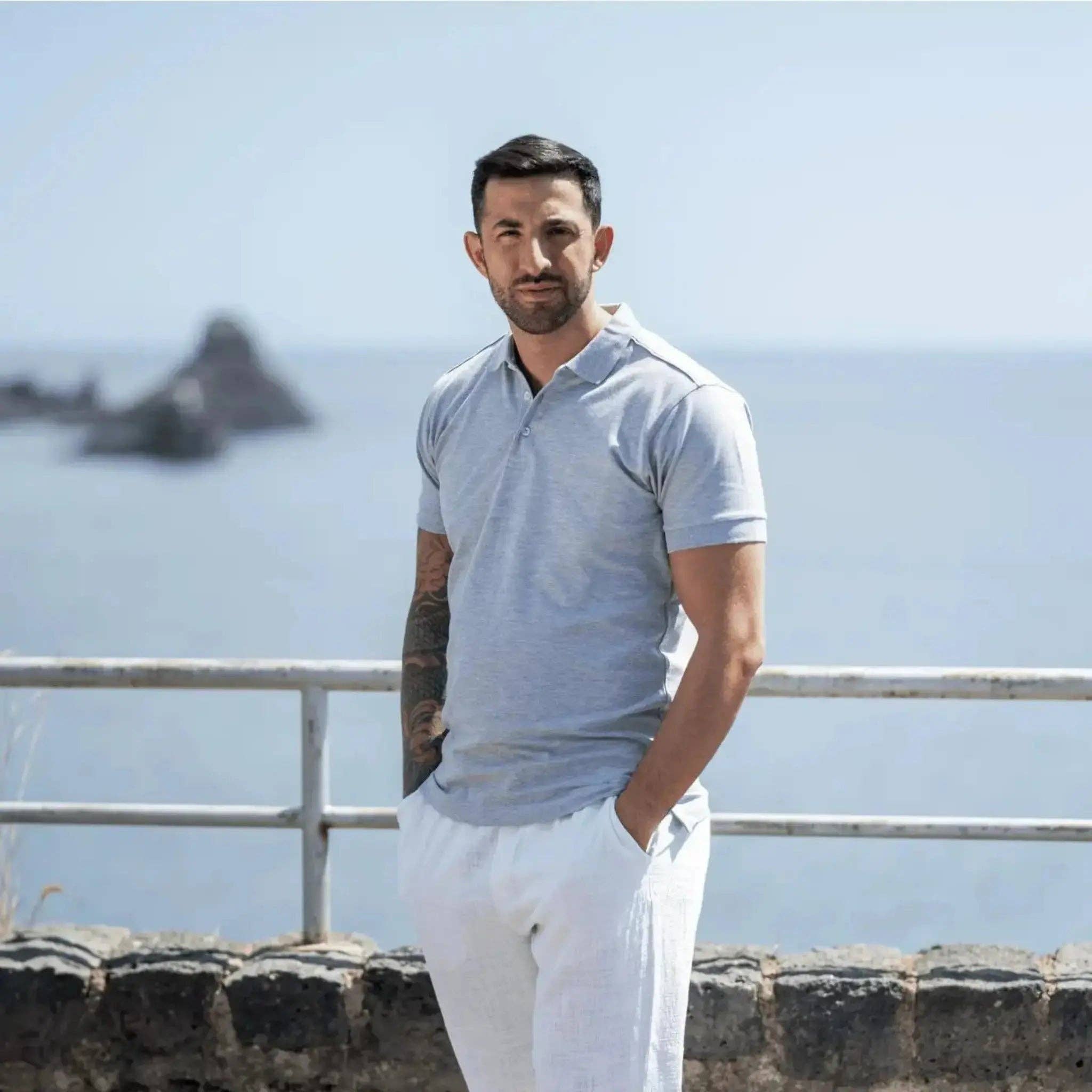 Grijs Sperlonga voor groothandel op Faire8