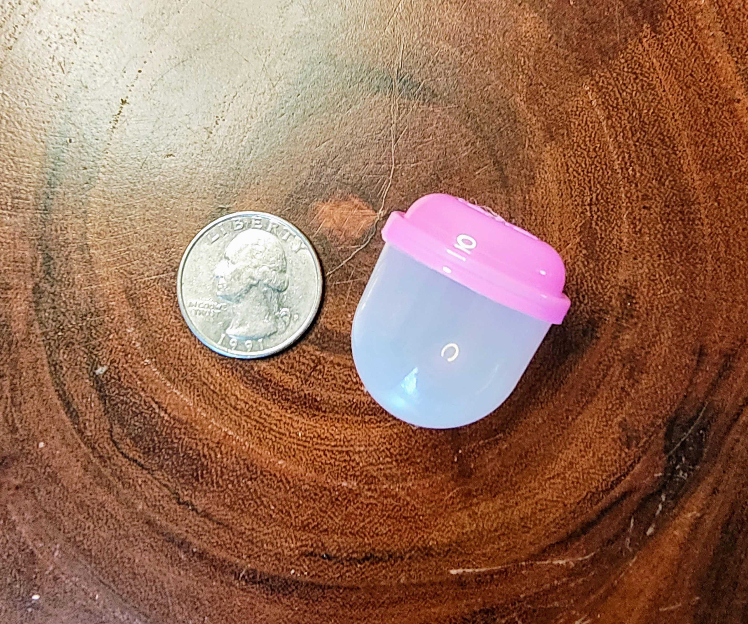 SquigglyDoo Arts - Wholesale Party Favor - 200 Empty Vending Machine Capsules 1.1 inch Acorn Colored7