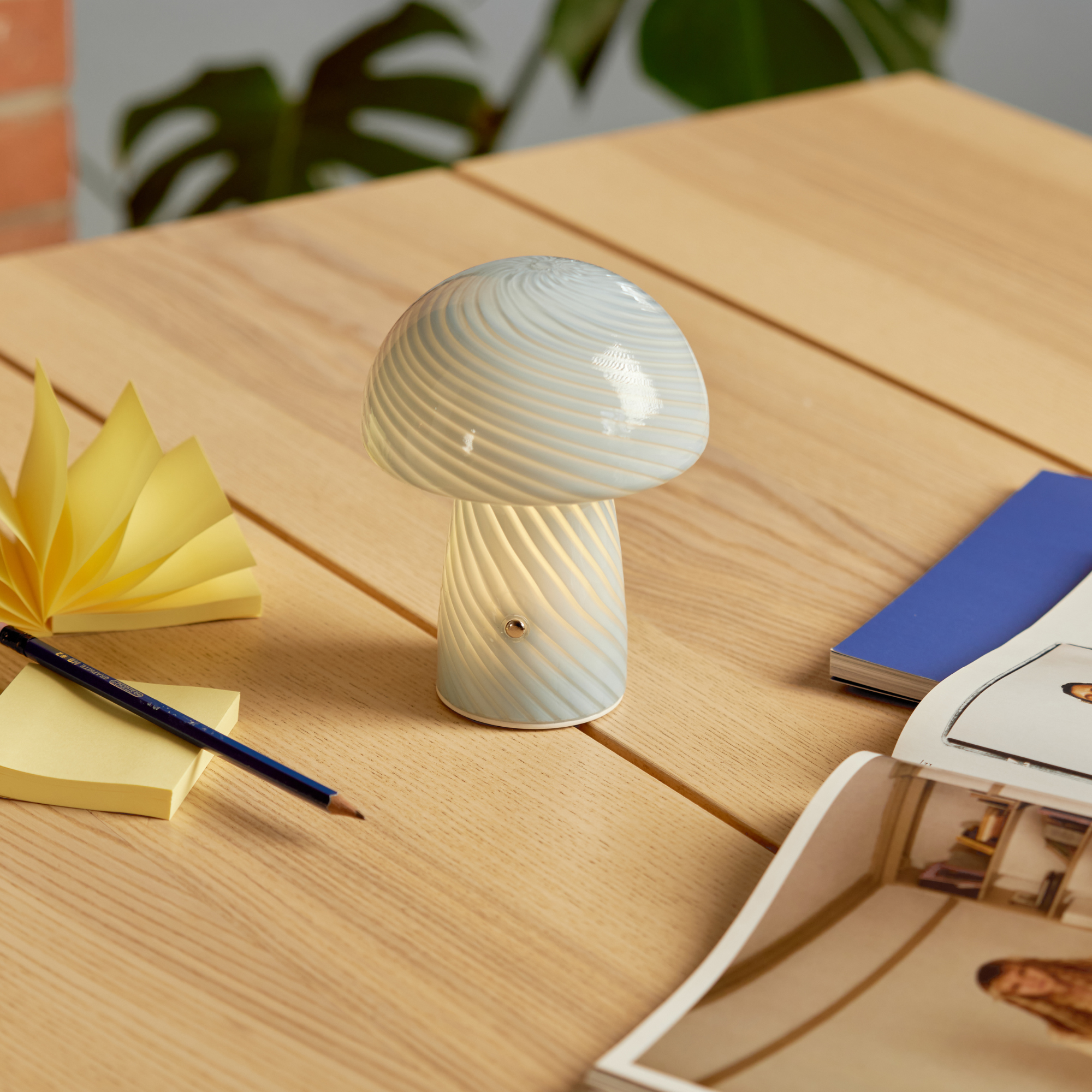 Humber - Wholesale Accent/Desk Lamp - Wireless Mini Glass Mushroom Lamp, Dimmable Rechargeable10