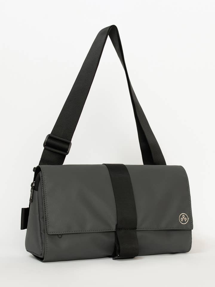 Tracolla a triangolo KIWEE - Mineral Grey per la vendita all'ingrosso da parte di Naturam ApS