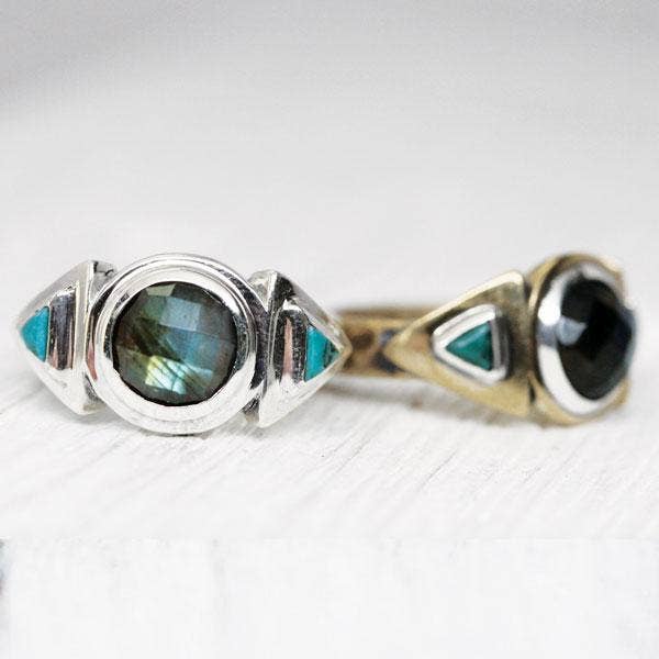 Anneau hémisphère pour la vente par bahgsu jewels