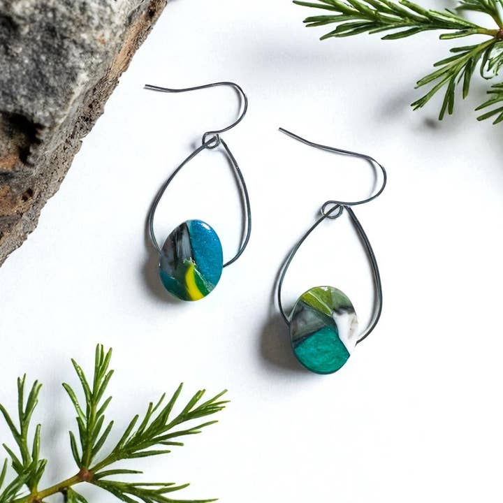 Ro + Louise Jewelry - Wholesale Dangle Earrings - Delphine Earrings (An Alberta Stone)0