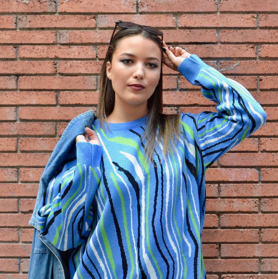 Flipa Barcelona - Wholesale Knit Sweater - Women's - Blue animal print sweater