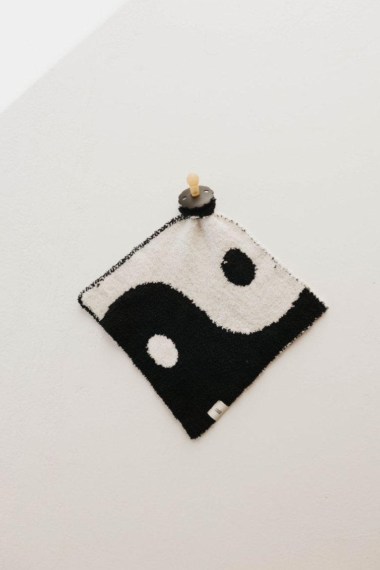 Forever French Baby - Wholesale Security/Cuddle Blanket - Baby - Lovey | Yin-Yang1