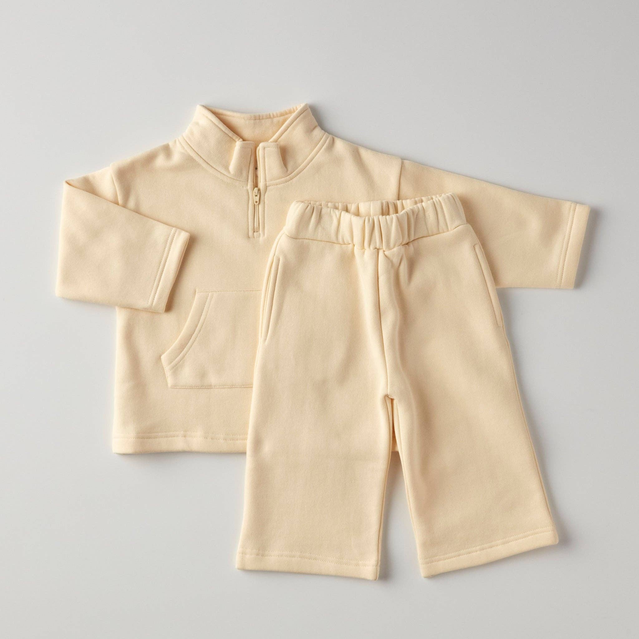 Winnie + Crew - Vente Ensemble haut et pantalon – bébé - Ensemble quart de zip pour tout-petit en vanille1