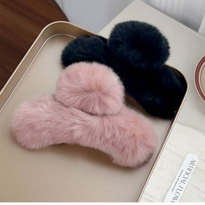 MKS America - Wholesale Hair Clip - Women's - Mia Fuzzy Fluffy Large Hair Claws6