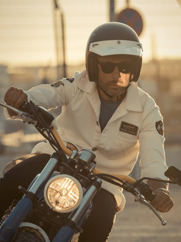 Maria Arbeitsjacke - Rohweiß für den Großhandel von Maria Riding Company