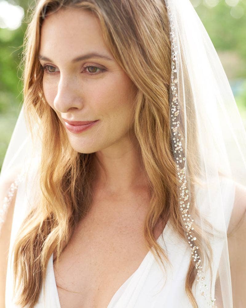 Dareth Colburn Designs – Großhandel Schleier – Damen – Hochzeitsveil mit Perlen in Roségold1