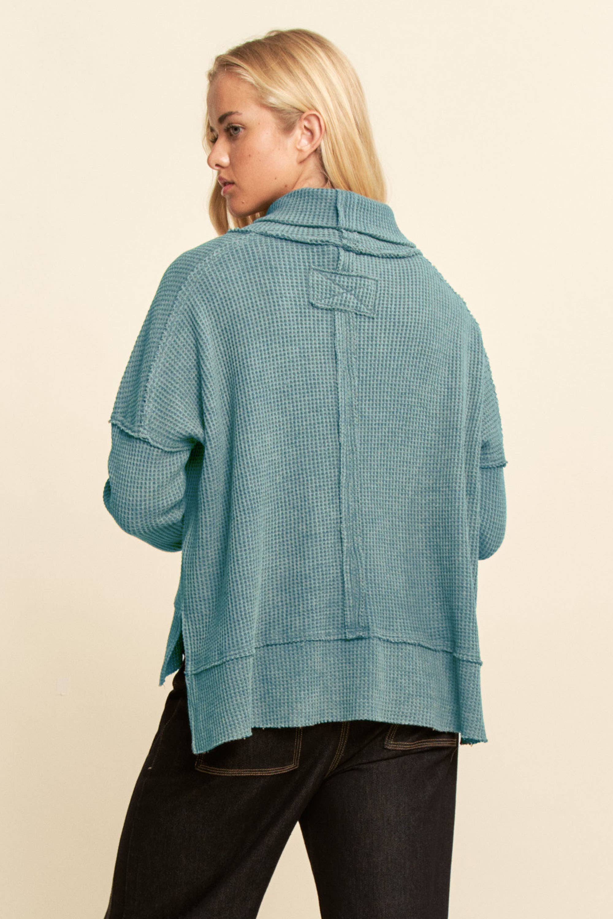 Davi & Dani - Wholesale Sweatshirt - Women's - TURTLE NECK SIDE SLIT SWEATSHIRTS18