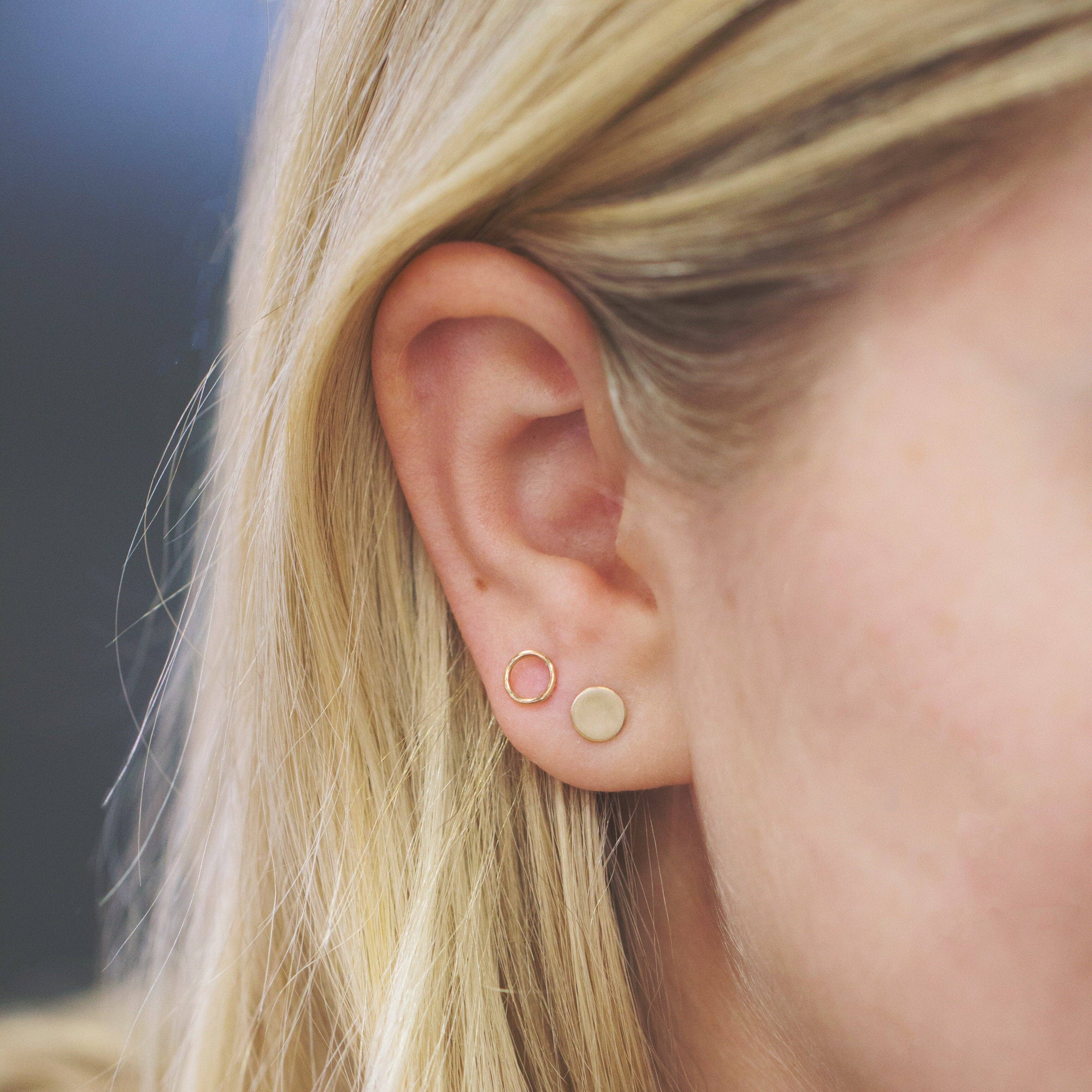 Maya Brenner – wholesale Dangle earrings – Solid Eclipse Earring - Mini1