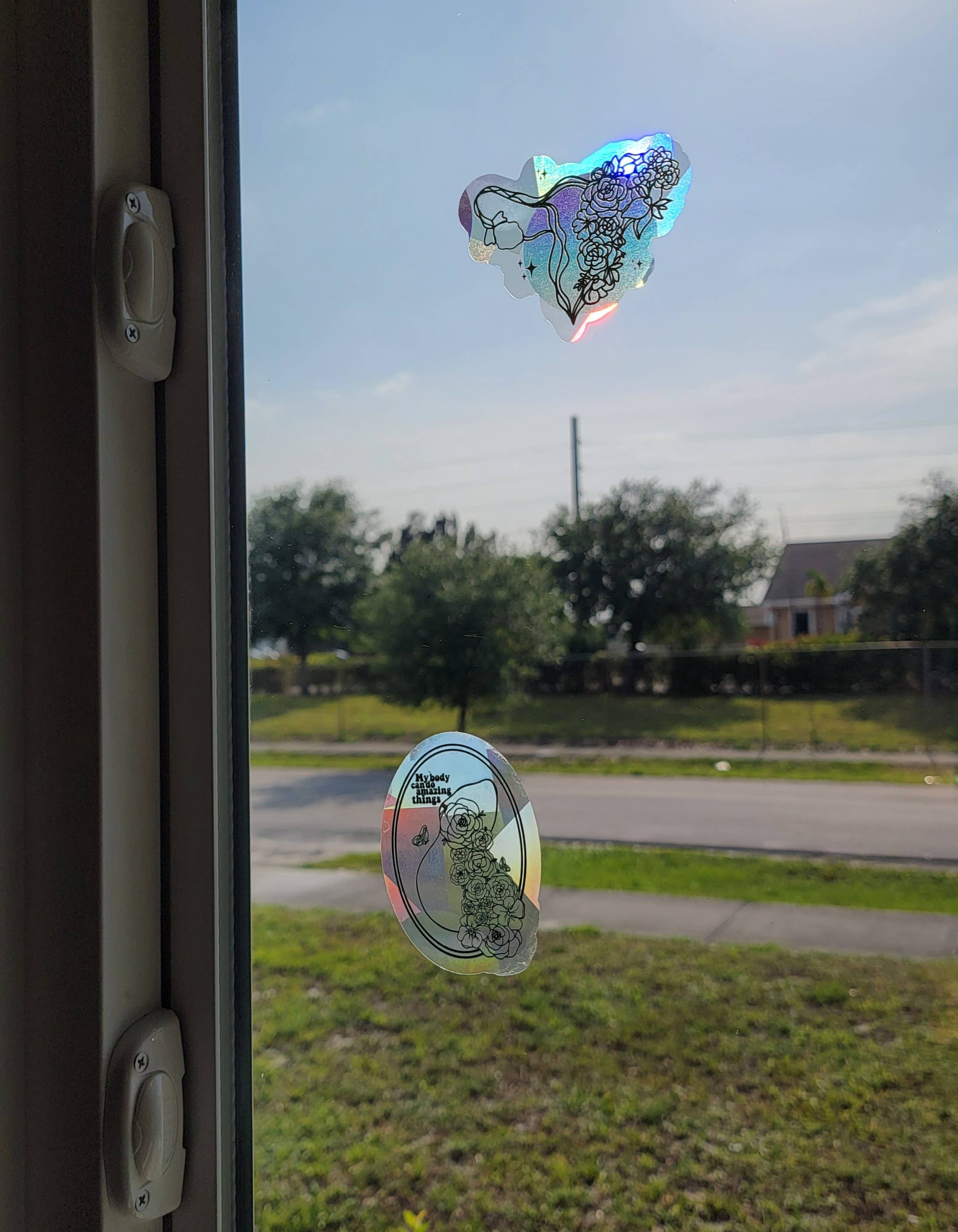 SEWNPRESS - Wholesale Suncatcher - Floral Uterus Suncatcher Window Decal2