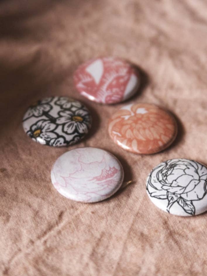 Handgjorda Button Pack för wholesale av Tenderheart Studio