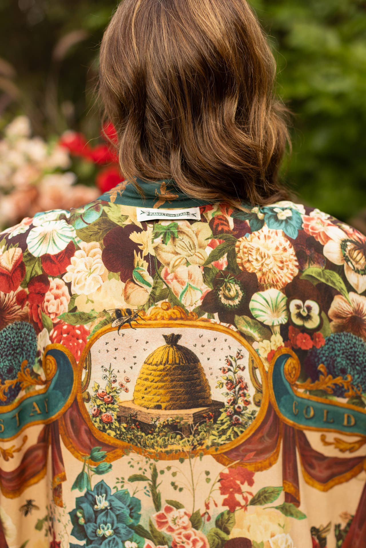 Market of Stars (Worldwide) - Wholesale Kimono - Women's - Stay Gold Opera Duster Kimono Robe w/ Rabbit & Bees5