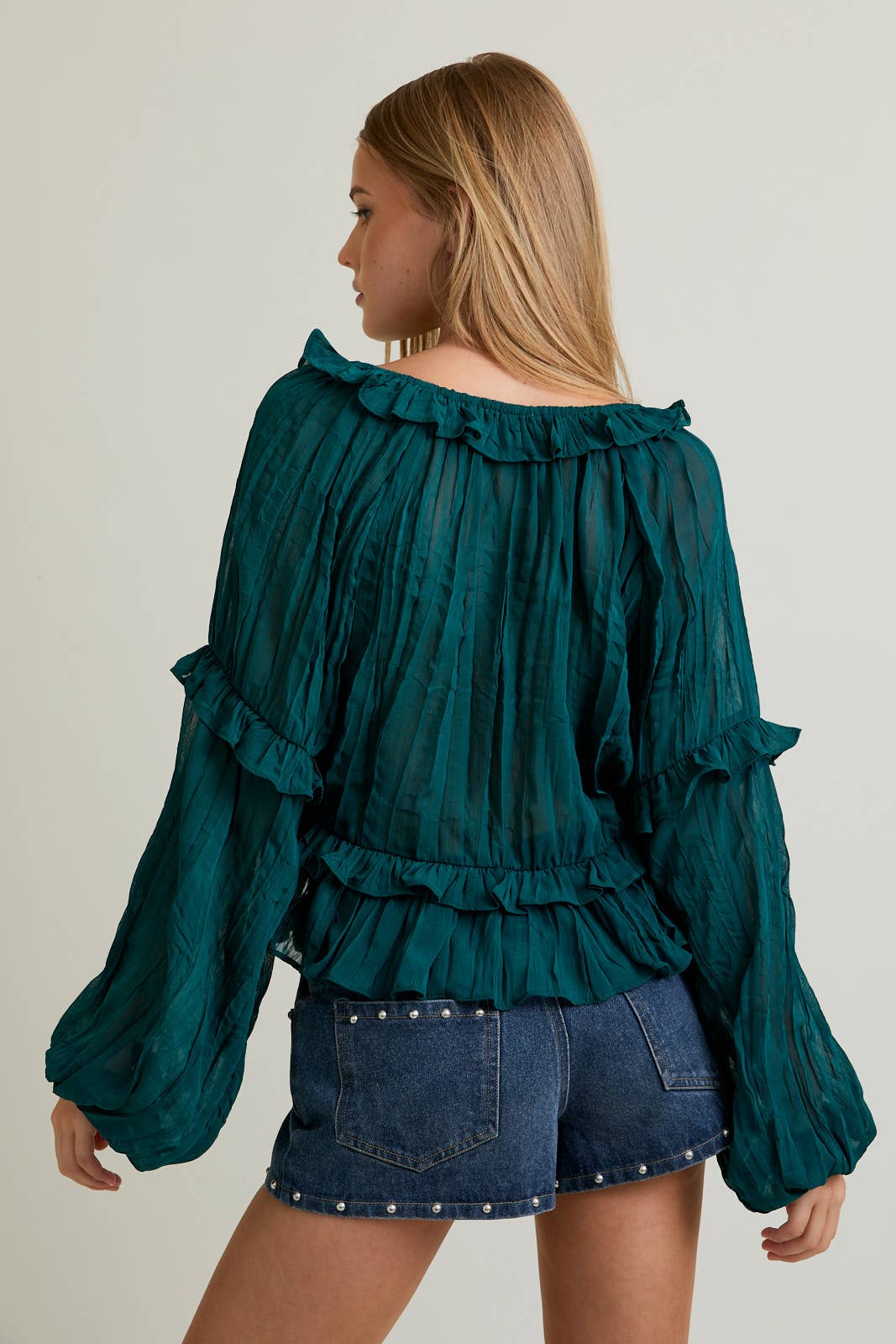 LE LIS - Wholesale Blouse - Women's - SCOOP NECK RUFFLE DETAIL BLOUSE21