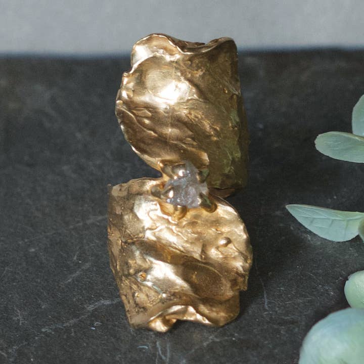 Bague Pétale pour la vente par Emilie Shapiro Jewelry