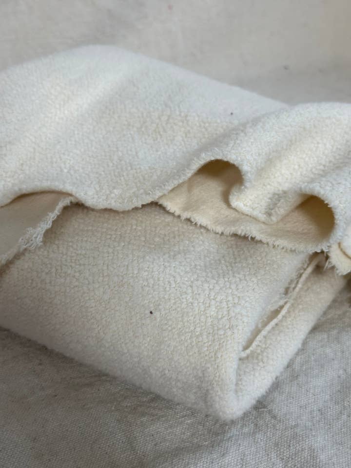 ISEE FABRIC - Wholesale Fleece – Women′s - Cotton Sherpa Premium 16 oz Laundered2