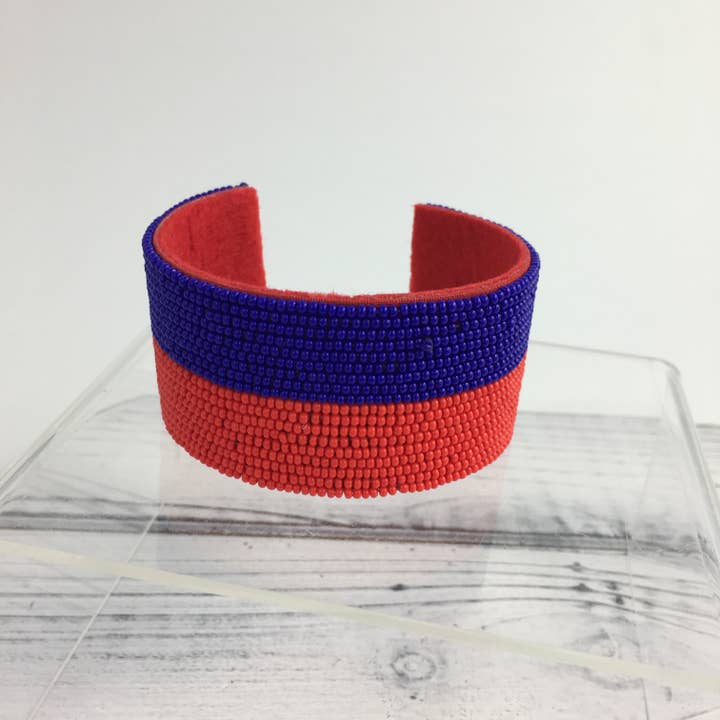Manchetarmband met rode en blauwe kralen voor wholesale door SongLily