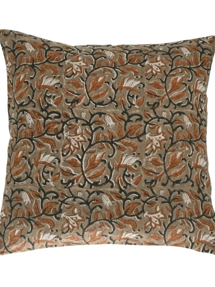 Copricuscino Charles Botanical Print Deep Caramel per la vendita all'ingrosso da parte di Thread To Form