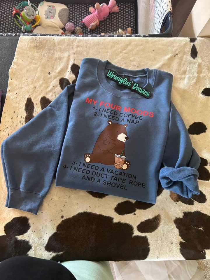 4 Moods Rundhals-Pullover für den Großhandel von Wranglin' Daisies LLC