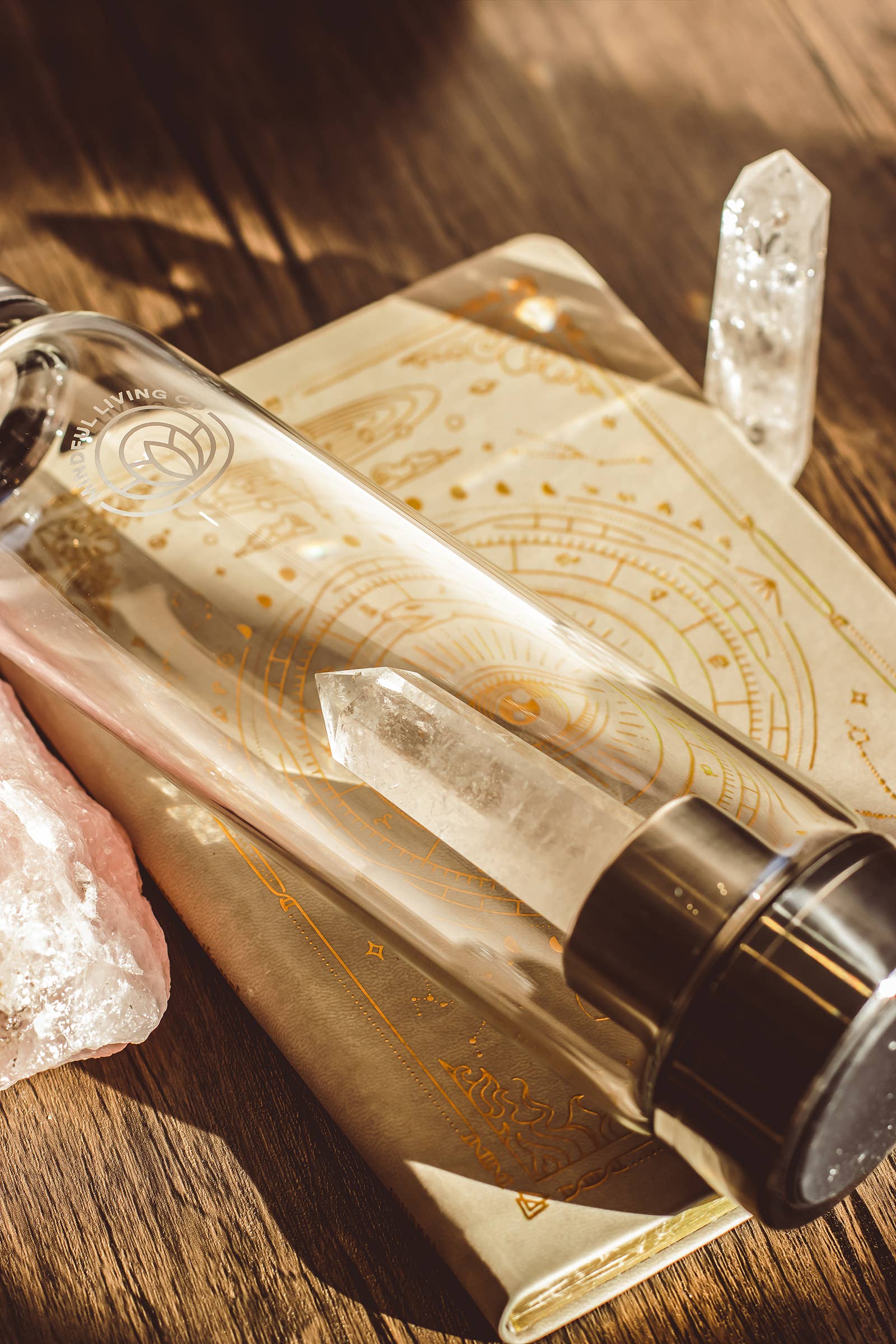 Mindful Living Co. - Wholesale Water bottle - Crystal Infused Glass Water Bottle – Clear Quartz - Clarity2