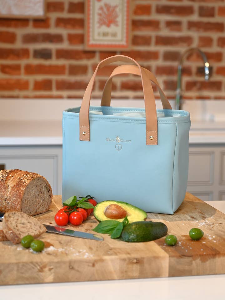 Lexington Insulated Lunch Bag Eau de Nil for wholesale by Navigate Ltd