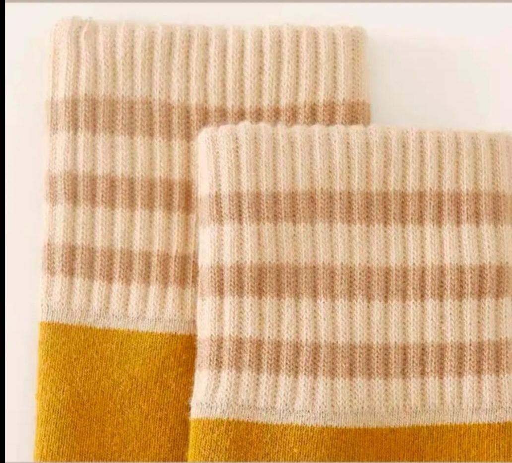 Tourtiwi - Wholesale Socks - Unisex - Warm Thick Terry Socks Mid-Tube Snow Socks11