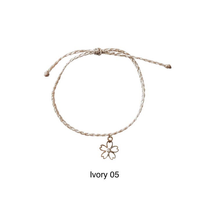 Bali Soul - Wholesale Charm/dangle bracelet - Bunga Charm Bracelet, Minimalist Jewellery1