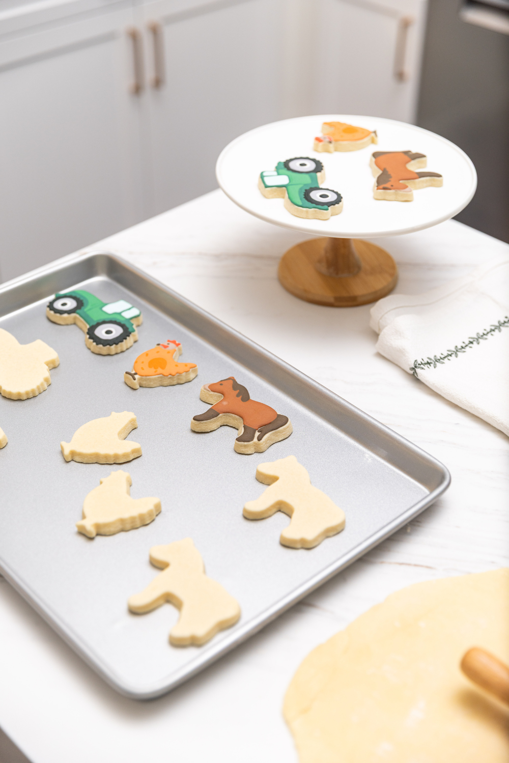 Handstand Kitchen - Wholesale Cookware Set - Farm Friends Baking Set – Silicone Cups, Tools & Cutter7