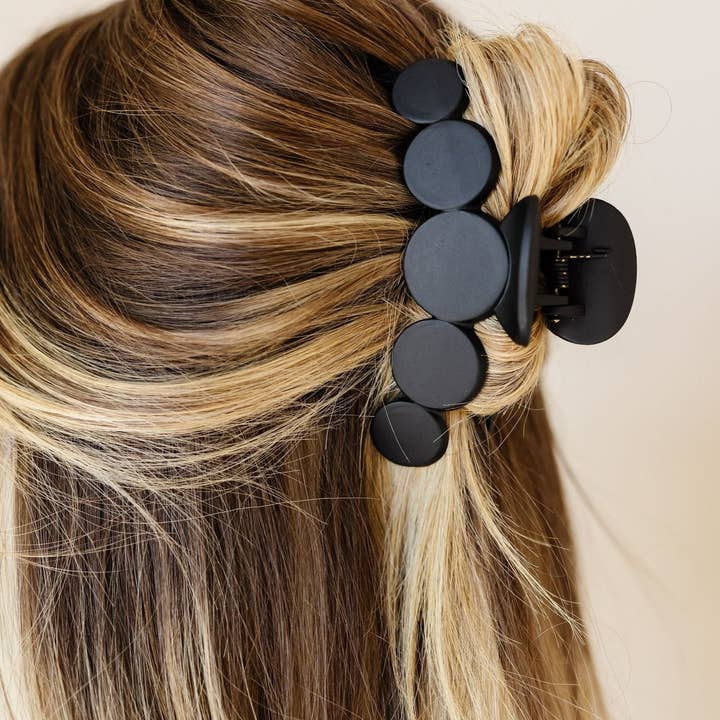 Shop Andi - Wholesale Hair Clip - Women's - Circles Claw Clip32