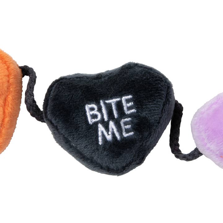 Spooky Candy Hearts String Cat Toy for wholesale by In Vogue Pets