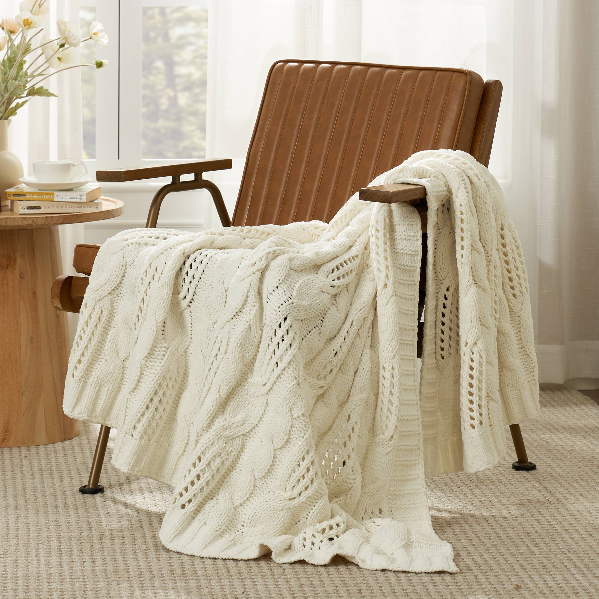 DreamValley - Wholesale Throw Blanket - AH Reversible Chenille Cable Knit Throw Blanket15