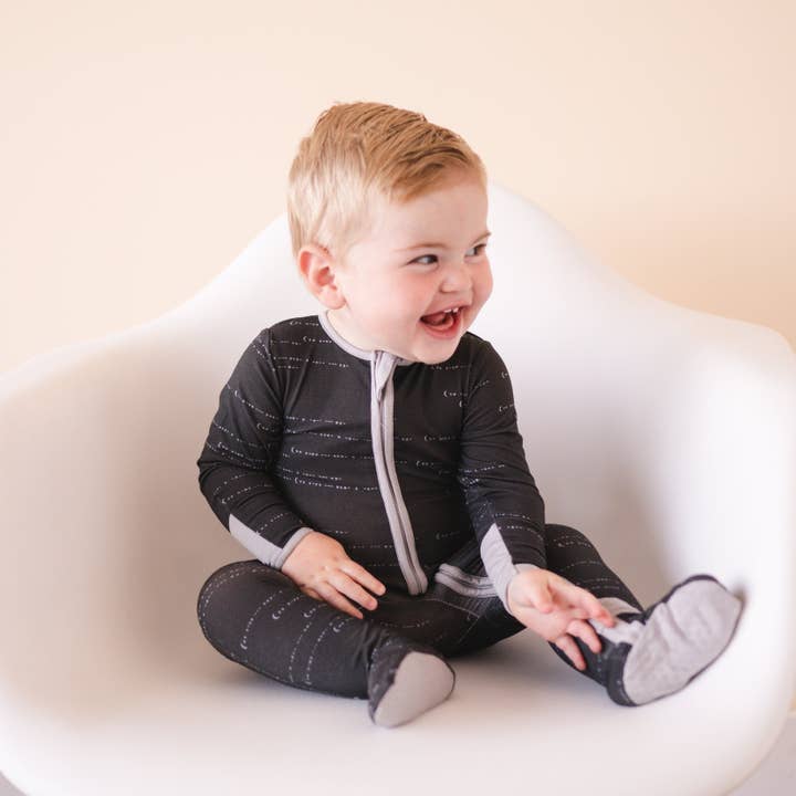 Will & Charlie Shop - Wholesale Sleepsuit - Baby - Love You To The Moon Bamboo Zipper Footie Baby Sleeper2
