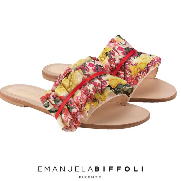 SANDALES EN CUIR AVEC ROUCHE À IMPRIMÉ FLORAL pour la vente par EMANUELA BIFFOLI FIRENZE