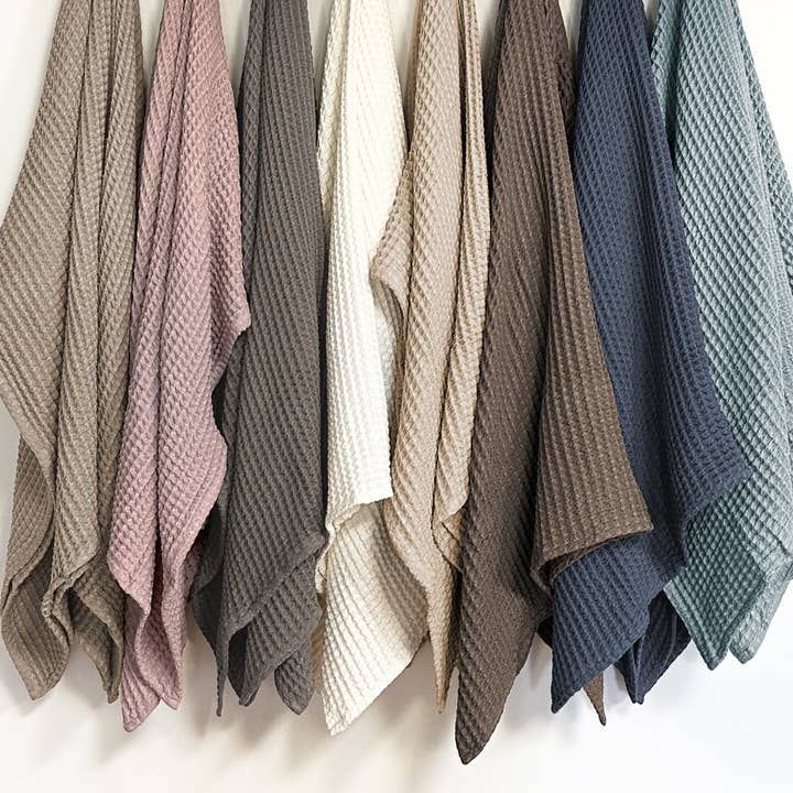 Levtex Home - Wholesale Throw Blanket - Waffle Blanket Throw22