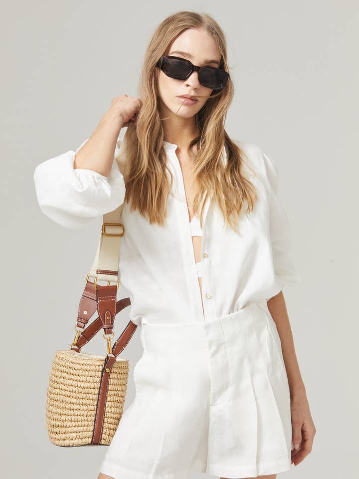 Frida Linnen Shorts - Wit voor wholesale door Lanhtropy