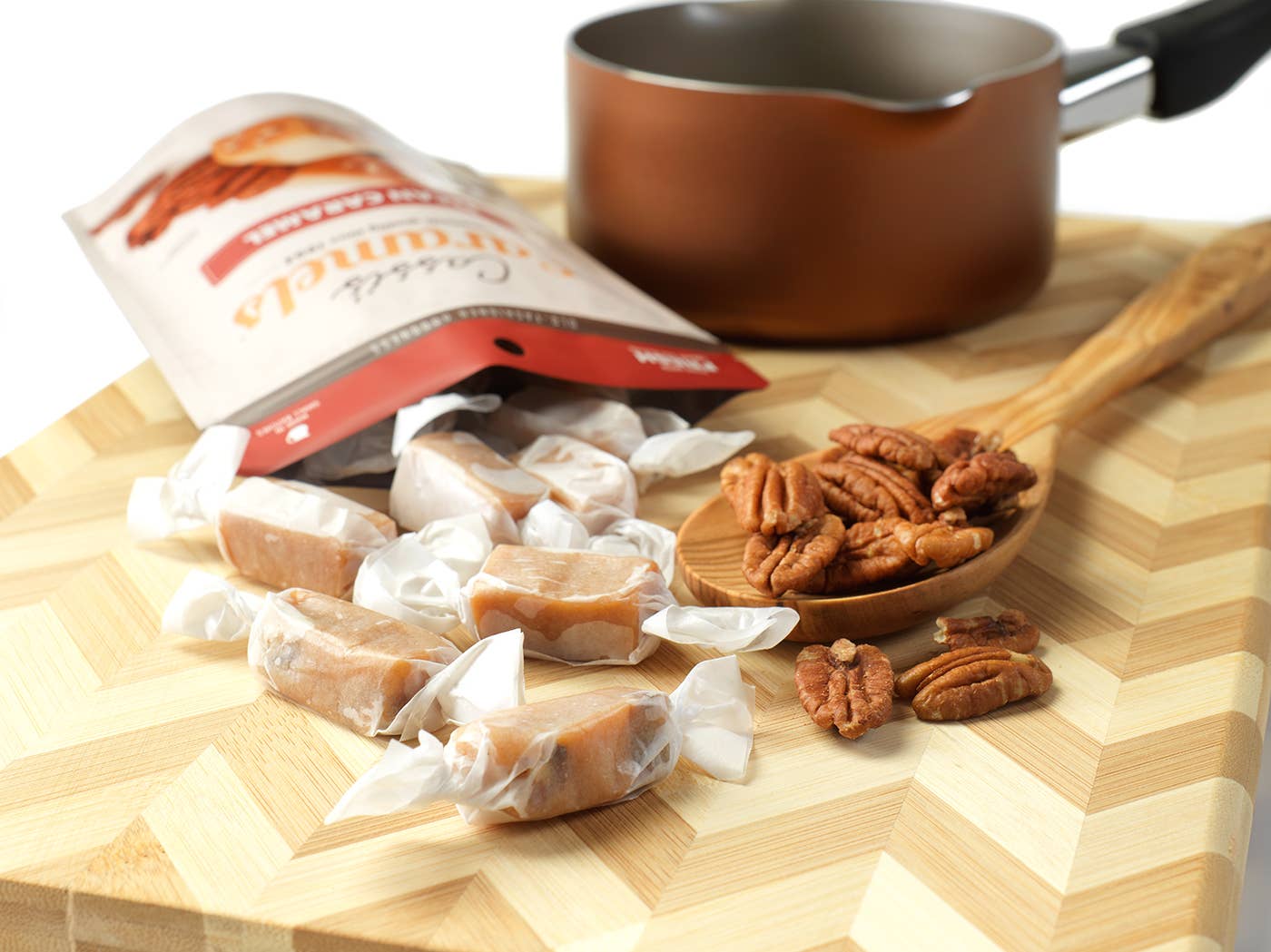 Cassi's Caramels - Wholesale Caramel - 4 oz Cassi’s Pecan Caramels1