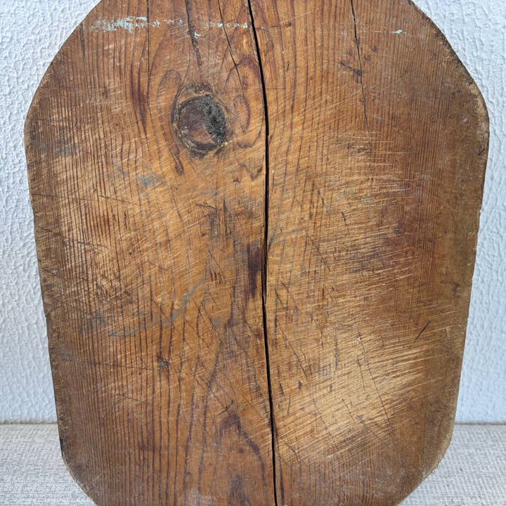 Rustic Remnents - Wholesale Cutting Board - Hand-Carved Turkish Wood Board – Vintage Kitchen & Serving4